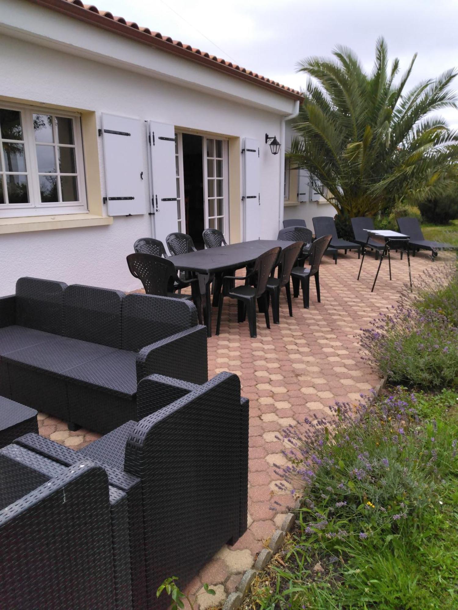 Familly Villa Avrille  Exterior photo